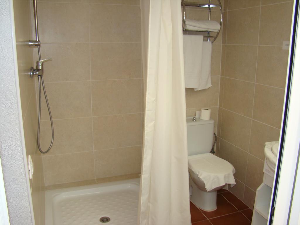 Hostal Platja Камбрильс Экстерьер фото