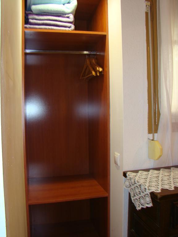 Hostal Platja Камбрильс Номер фото